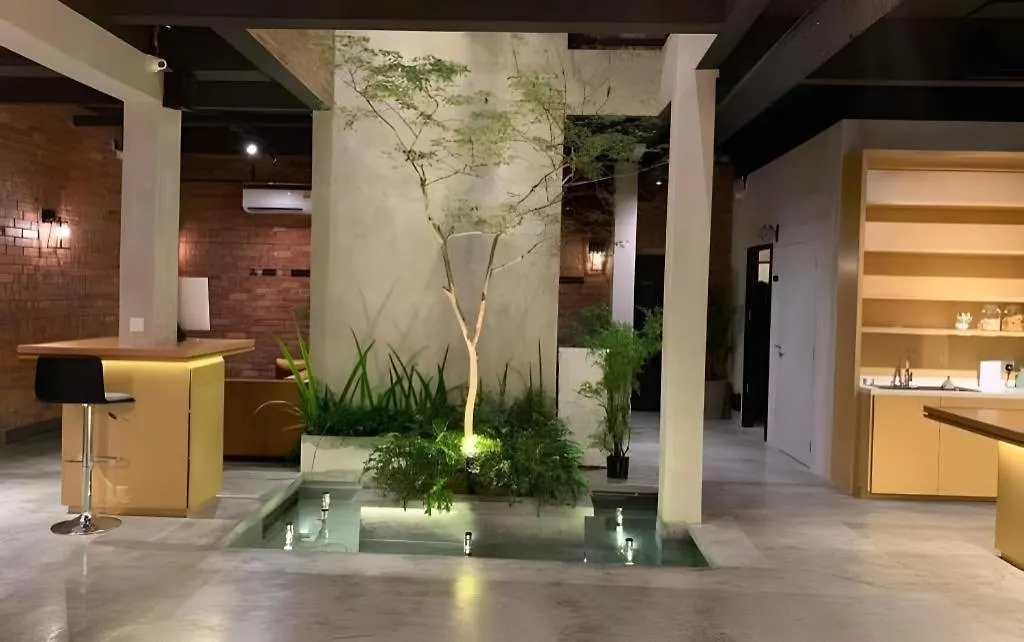 Atelier Hotel Johor Bahru 3*,
